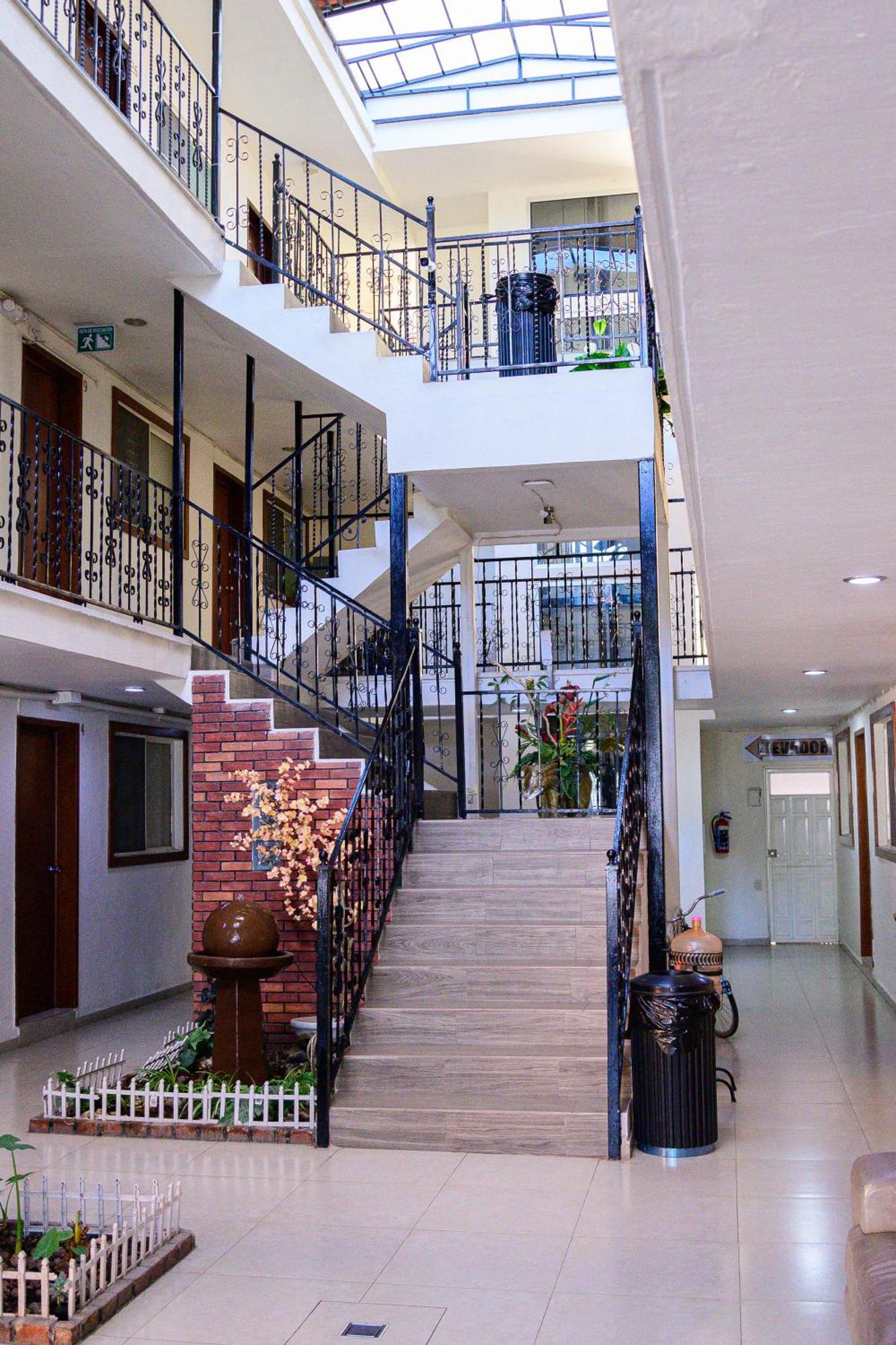 Hotel Acuario En Ocotlan Dış mekan fotoğraf